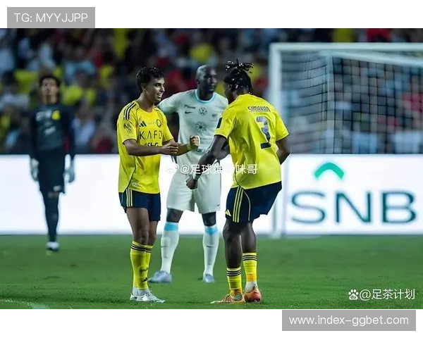 吉达联合七球大胜展现进攻多样性 前场球员跑位穿插撕裂防线